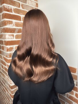 エニー 栄(Any) 春にぴったりのコーラルピンク♪