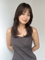 ネイヴィル オモテサンドウ(navile omotesando)&nbsp;たっぷりレイヤーと流れる顔まわり