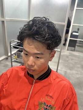 ネウィ 赤羽(newi) ツヤの大人パーマ