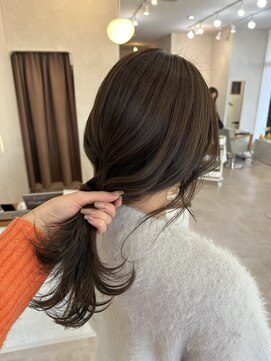 イルプロム 御厨店(illuprom.) オリーブベージュ（ブリーチ履歴あり）