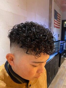 フォーコーナーズ(Four Corners) プードルスパイラル