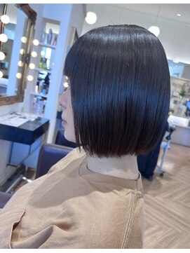 コワファースト  させぼ五番街店(COIFF1RST) ミニボブ×暗髪ラベンダー