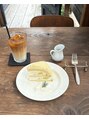 エテ(ete) カフェやパン屋さんで過ごす休日がすきです◯