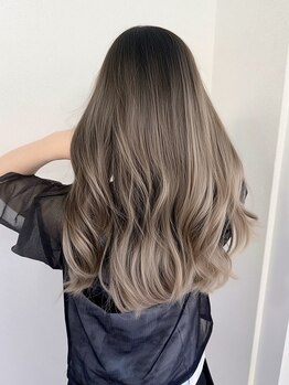 ウル(ulu)の写真/周りと差がつくデザインカラー技術であなただけのデザインに☆季節ごとのトレンドカラーもお任せください♪