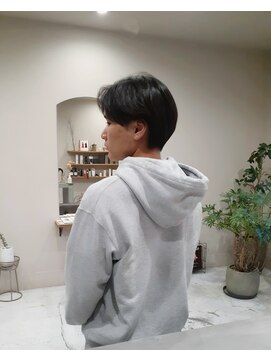 ピーロ(piilo) 楽に簡単に決まる！こだわりの大人センターパート◯