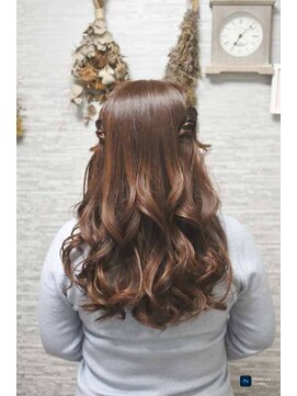 マナミメイク(manami make) ハーフツイン