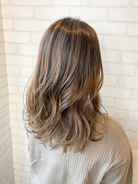 オアシス ガーデン 大宮店(Oasis GaRDEN) バレイヤージュ♪