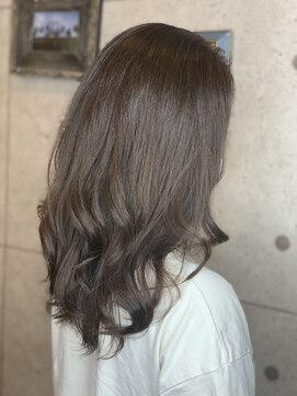 リノ(Lino) 韓国ヘアーゆるふわレイヤー