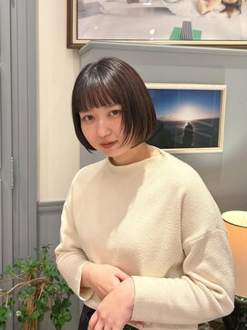 ビュートリアム 梅田(BEAUTRIUM) ぱつっとボブ/前髪/前下がり/ミニボブ/ショート/梅田/茶屋町