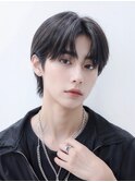フェザーショート 刈り上げセンターパート ニュアンスデザイン