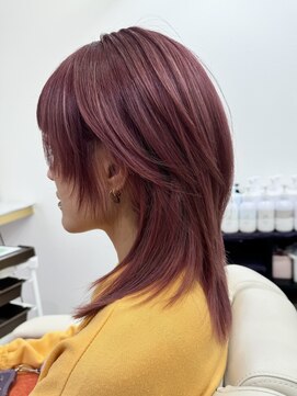 ドレ(DORE) ピンク【ブリーチ、ウルフカット】