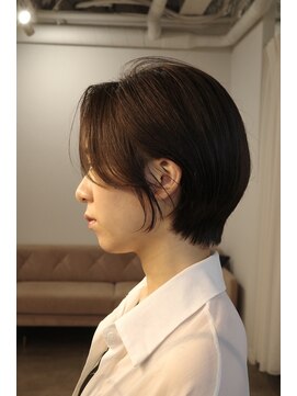 フェイバリットガーデン(favorite garden) 20代30代イメチェン小顔ハンサムショートオリーブグレージュ