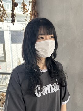 リュッカ(Lyuck) 【MANA】レイヤー/ロングウルフ/ハッシュカット/レイヤーカット