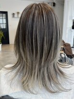 リアンバイアリュール(Lian by Allure)&nbsp;Lian by Allure本厚木 小田桐潤 バレイヤージュカラー