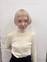 クク 渋谷(QUQU) ボブ ホワイト ハイトーン ケアブリーチ