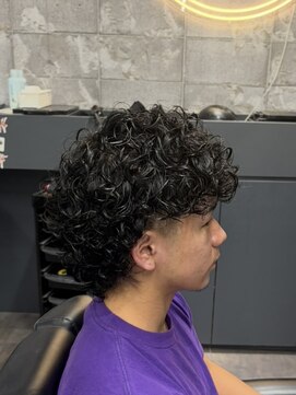 フランクスバーバーリベラルド 横浜(FRANK'S BARBER LIBERALD) メンズメンズカットブリーチパーマR