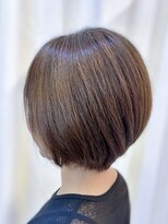 コハク(COHAQ BEAUTY AND RESORT)&nbsp;ボブ/ショートボブ/丸みショートボブ/内巻きボブ