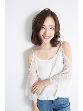 エスアンドエフ美容室 松富店(S&F) ゆるふわ軽やかミディ