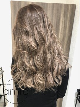 アミ 松戸(amie) ミルクティーベージュ[松戸/松戸駅/松戸/松戸]