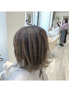 ディーボーイ 健軍店(D-BOY) グレージュバレイヤージュ