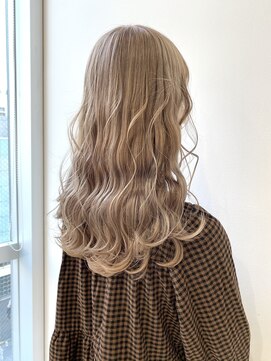 アライブ ハラジュク(ALIVE harajuku) 柔らかベージュ