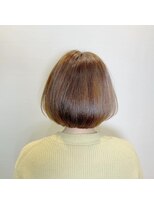 収まりのいいボブスタイル