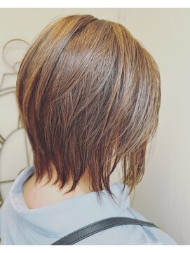 サンクチュアリー ウィズ コネクト(Sanctuary with connect) ウルフボブ×ハイライト