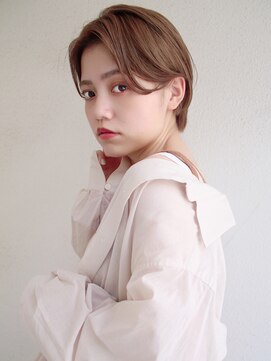 ブゾン(buZon) 【buZonブゾン】大人ショート×艶感ベージュ