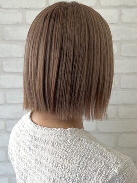 ルノン シェリー(LUNON cheliy) ミルクティーベージュ/ハイトーンカラー/ブリーチカラー