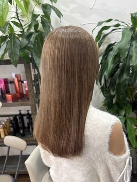 アン(Hair make un) ミルクティーベージュ♪