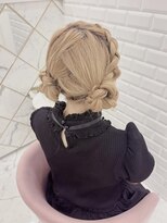 首元すっきり編み込みツインお団子＊まゆ