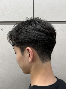 ニコ トウキョウ ロジック(nico TOKYO Logic) メンズセンターパートニュアンスパーマアップバング