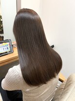 フリッカ(Flicka)&nbsp;アッシュグレージュカラー×セミロング