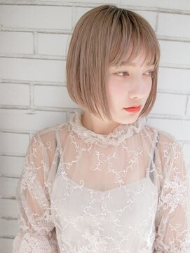 ルティア(Lutia) 顎ラインボブ 切りっぱなし ミルクティーカラー☆