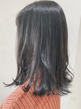 ヘアアンドライフ エジェリデイズ(hair&life egerie days) 透け感のあるダークブルー