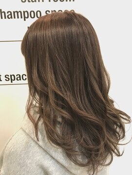 ヘアブランコブランコ 横浜(hair blanco_blanco) 似合わせカット/くびれヘア/デザインカラー/艶ボルドー[横浜駅]