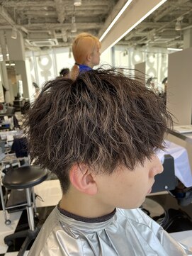 オーシャントーキョー(OCEAN TOKYO) 刈り上げツーブロックマッシュソフトツイスト