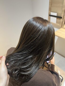 イデア 八潮店(IDEA) 赤みを消したオリーブブラウン