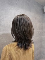 ラルナ(La luna) 外はねグレージュカラー