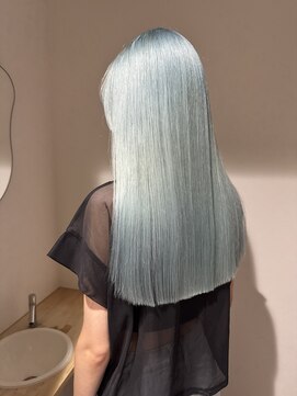 モニカ 栄店(MONIQA) みずいろ