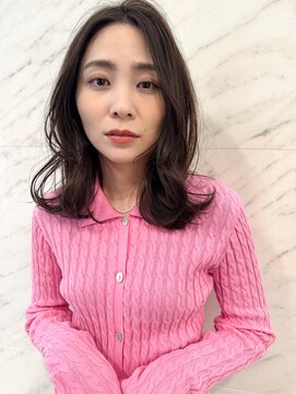 ソワリー 栄(THOiRY) ● THOiRY女性らしい柔らかヘア似合わせ小顔ゆる巻きロング