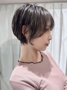 ハピネス クローバー 八木店(Happiness CLOVER) マッシュショート アッシュカラー 白髪ぼかし 髪質改善 八木