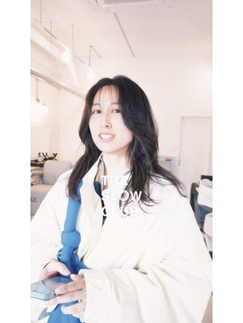 スロークラブ(THE SLOW CLUB) 顔まわりレイヤーロングスタイル