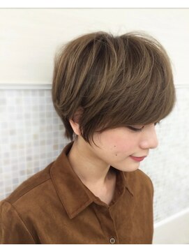 ジ オスカー(THE OSCAR) 【THE OSCAR 井上】大人ショート×デザインカラー