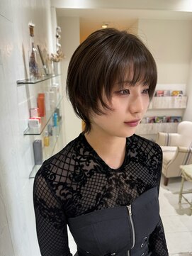 タブーセントラル(TABOO Central) ショートウルフ/モカブラウン/Aujuaトリートメント