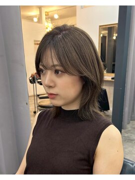 20代30代小顔ひし形レイヤーボブロブくびれヘア似合わせカット