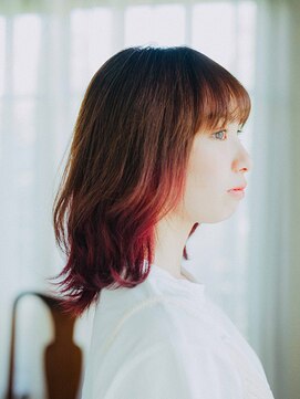 フローラビューティーヘアー(Flora Beauty Hair) ピンクグラデーションレイヤー【岡山】【表町】