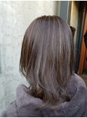 ミディアム ロング ハイライト グレージュ