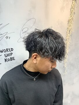 ワールドシップコウベ(WORLD SHIP KOBE) ツーブロック×ツイストスパイラル