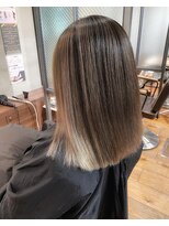リバレッジ 広尾(Leverage)&nbsp;【ツヤ髪】ハイトーンアッシュベージュ・広尾/恵比寿 担当:柴崎